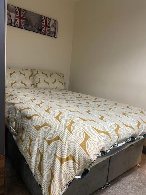 Modern 2 Bedroom Apartment In Derby City Centre מראה חיצוני תמונה